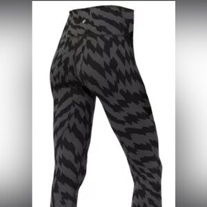 Lululemon wunder train high rise tight 25” | voltage graphite grey black | sz 8